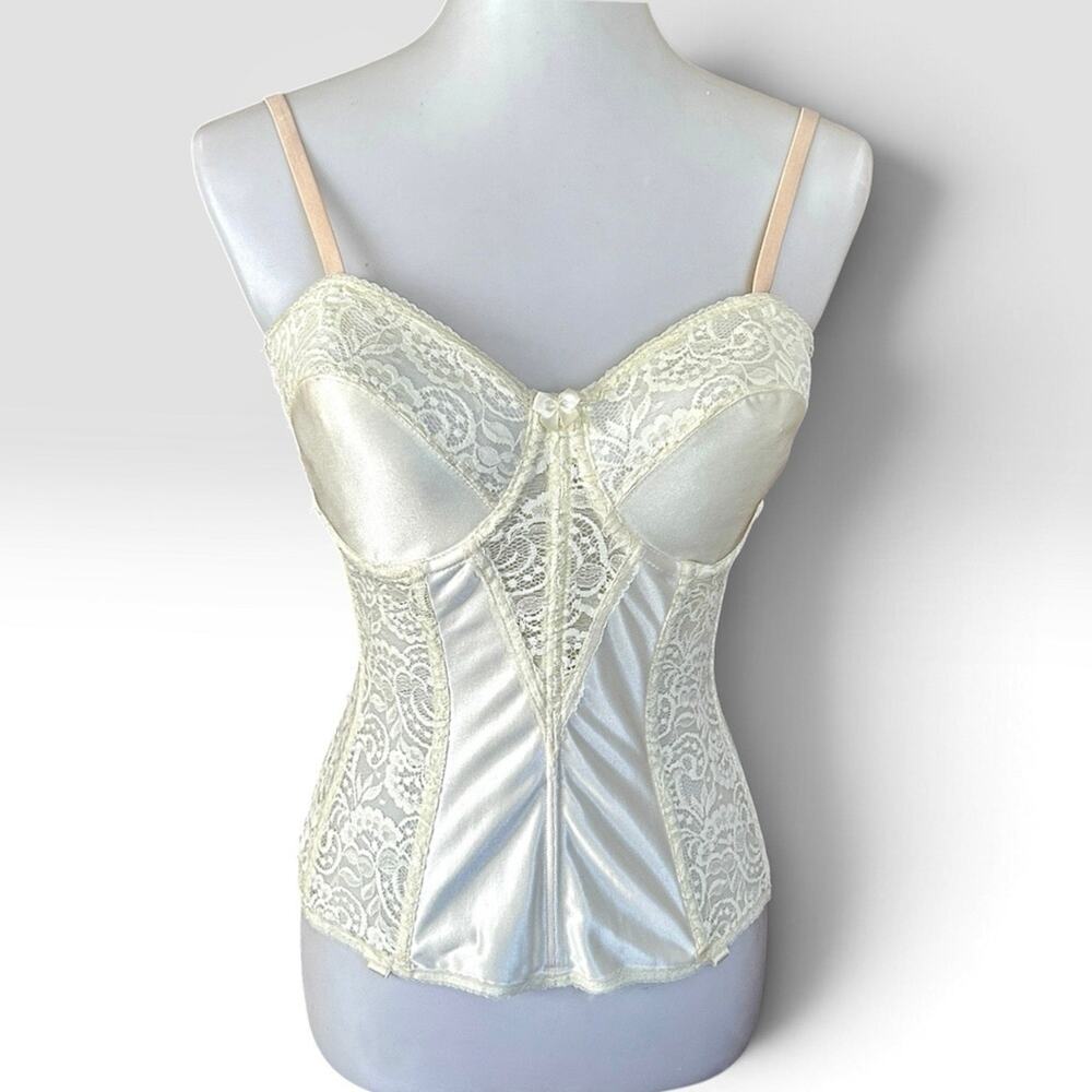 Vintage Va Bien Ivory Lace Corset Bustier Top 32DD